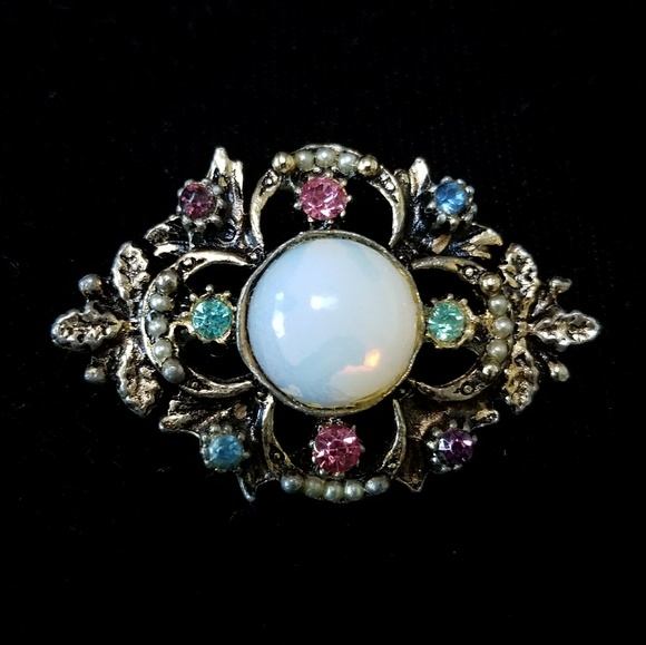 Vintage Jewelry - SOLD : VTG Goldtone Opalescent Brooch